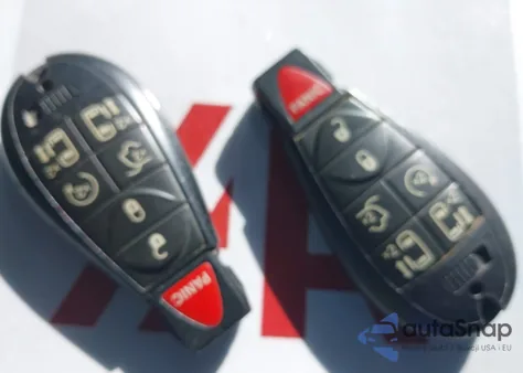 2016 Chrysler Town & Country Touring L z USA, uszkodzony, nr VIN 2C4RC1CG3GR133171